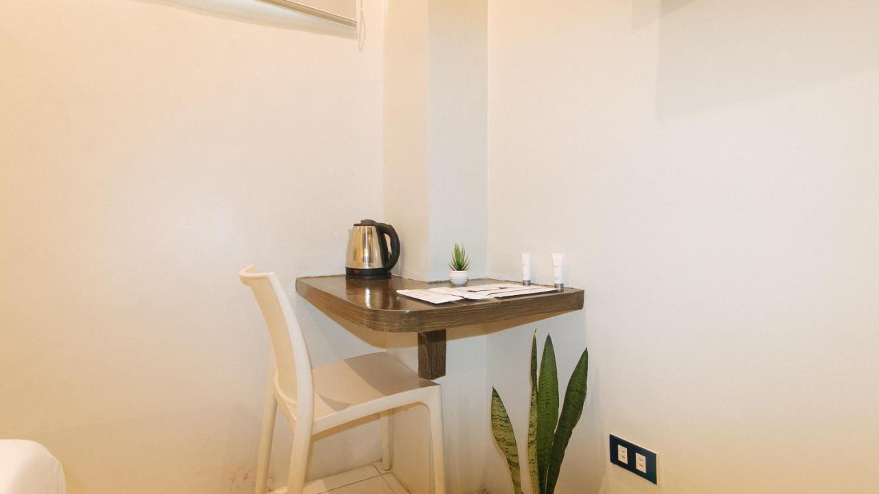 Urbanview At San Antonio'S Place Sampaloc Manila Exterior foto